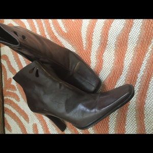 DIBA dark brown leather ankle boots, booties